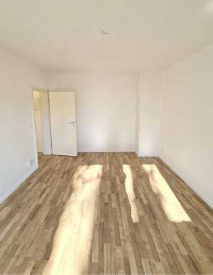 Ihr neues Zuhause! Attraktive Zwei-Zimmer-Wohnung – 9127 Chemnitz – Vorschaubild 4