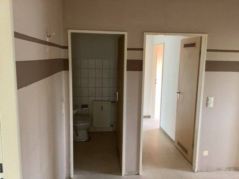 Schöne, renovierte 4-Zimmer-Wohnung mit großem Balkon für Familien! – Münster – Vorschaubild 3