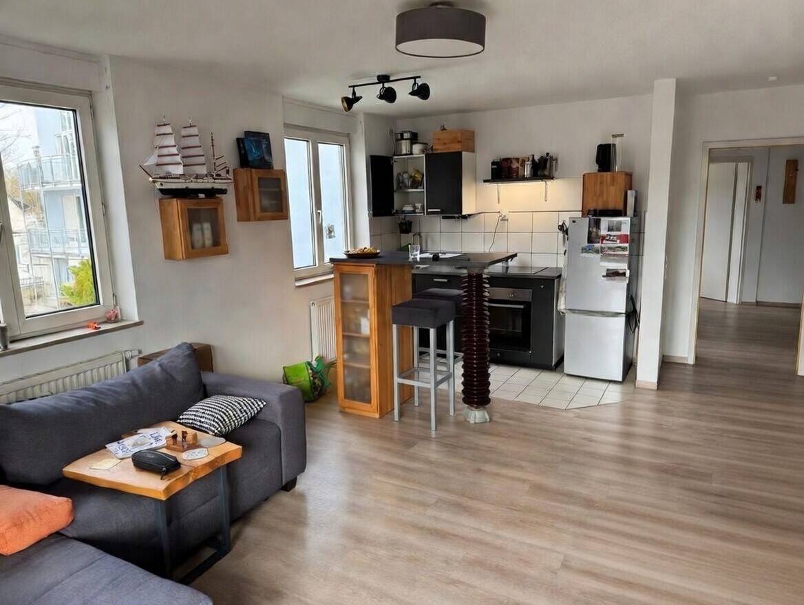 2-Zimmer-Wohnung mit Balkon und Carport in Lauf