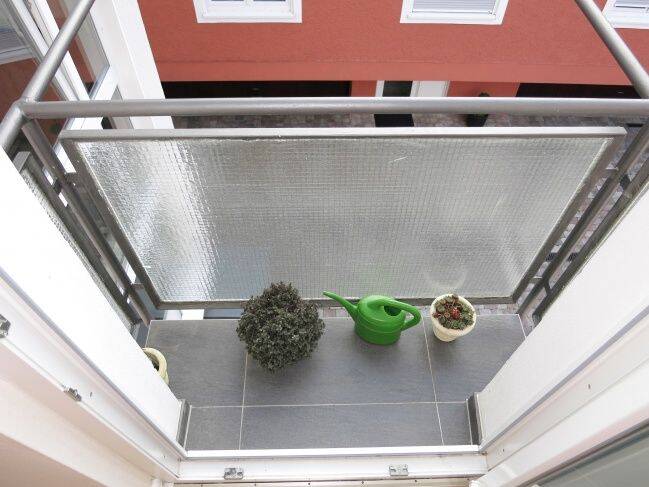 2-Zi-Wohnung mit kl. Balkon und EBK – Pforzheim – Vorschaubild 5