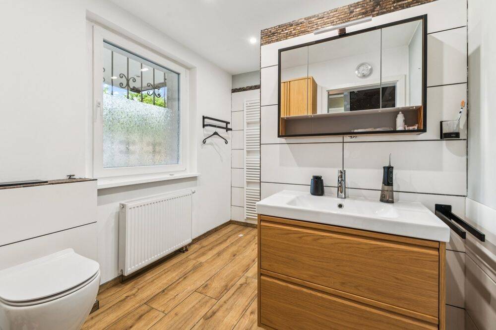 Charmantes Haus mit modernisierten Wohnbereichen und weiterem Ausbaupotenzial in Lankwitz – Berlin – Vorschaubild 3