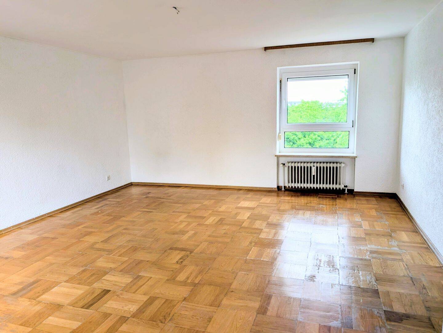 Zu Fuß zur AUDI! Tolle 3,5-Zi.-Wohnung mit Wintergarten, Garage und Aufzug im 4.OG – Ingolstadt – Vorschaubild 8