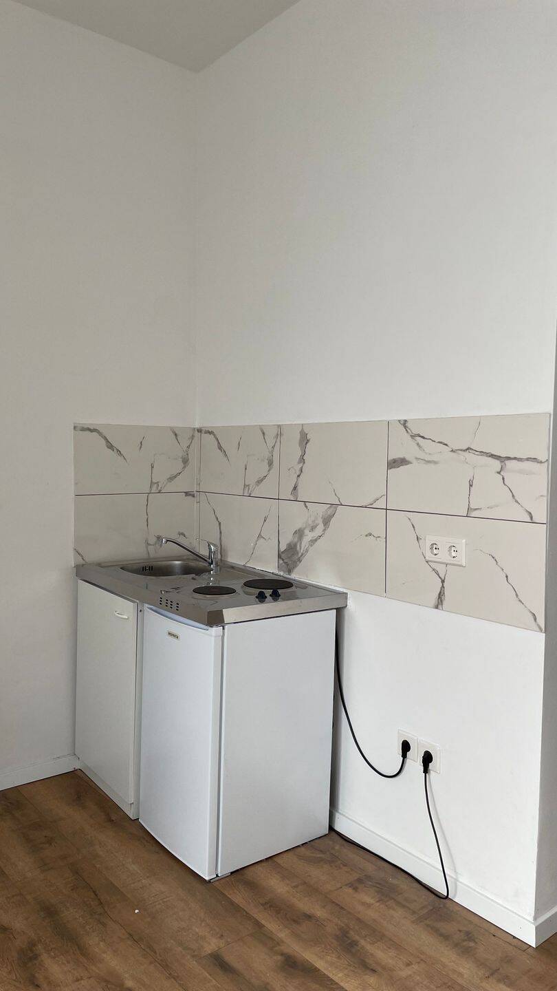 Modern furnished studio in central location, quiet courtyard view – Bonn – Vorschaubild 6