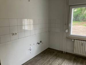 Renovierte 2-Zimmer-Wohnung wartet auf Mieter! – 45899 Gelsenkirchen – Vorschaubild 4
