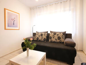 ruhiges 2-Zimmer-Apartment in Stuttgart-Münster - WOHNEN AUF ZEIT – 70327 Stuttgart – Vorschaubild 2