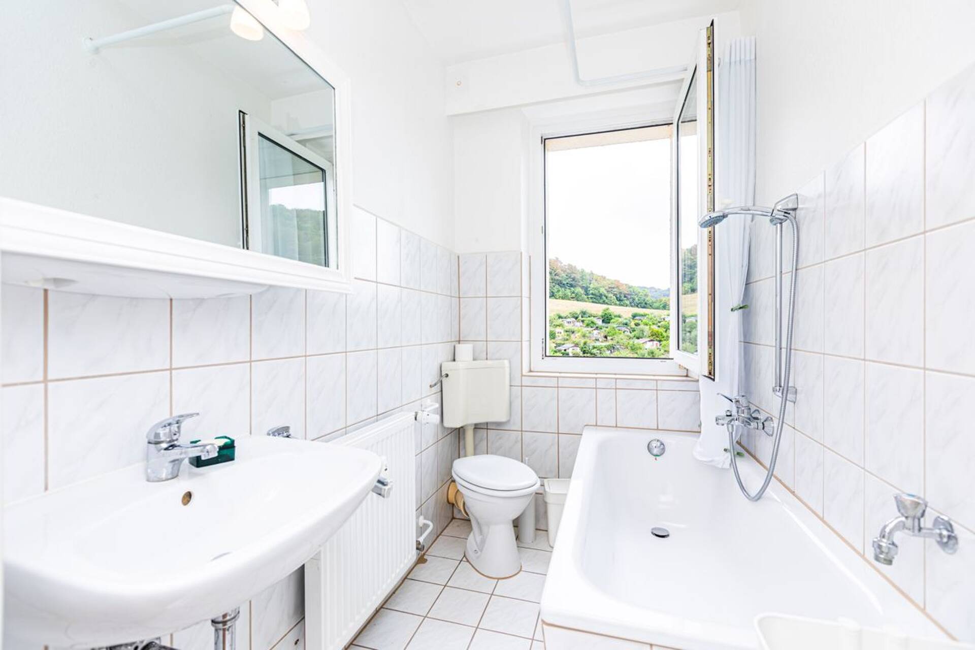 Etagenwohnung in 07743 Jena / Löbstedt mit 51,29 m² kaufen