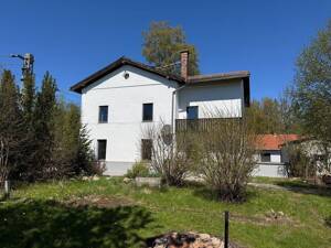 9-Zi. Zweifamilienhaus mit 1080m2 Grund, unmittelbar am Bahngleis, 15 min mit der Bahn nach München – 85567 Grafing – Vorschaubild 1