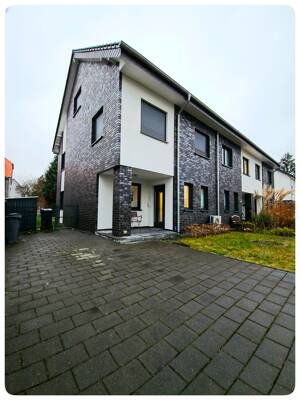 Gehobenes Reihenendhaus in Bielefeld-Brackwede zu Vermieten