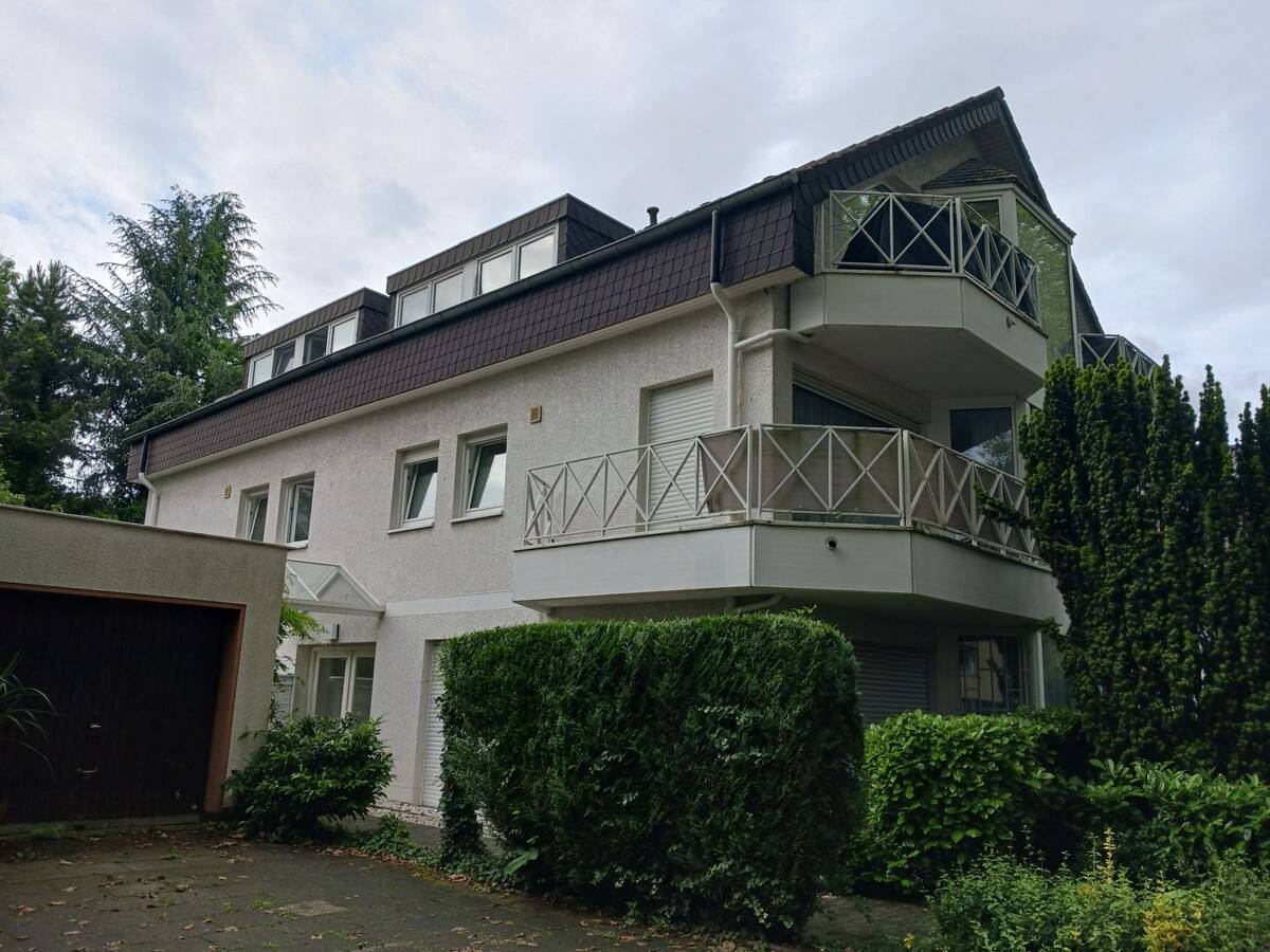 3-Zimmer-Wohnung in Bonn Bad Godesberg-Friesdorf incl. 1 Tiefgaragenplatz – 53175 Bonn – Bild 1 von 7