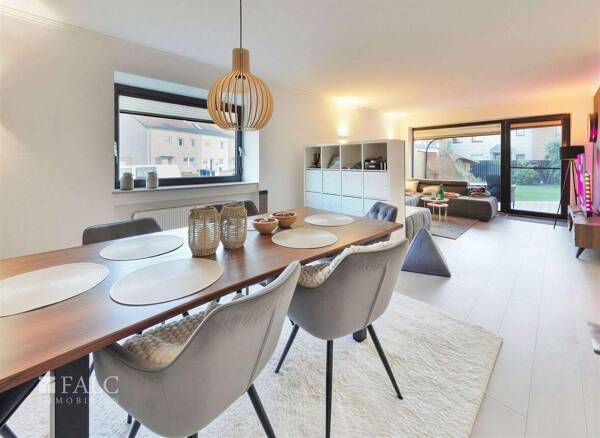 Erdgeschosswohnung in 51061 Köln mit 95 m² kaufen