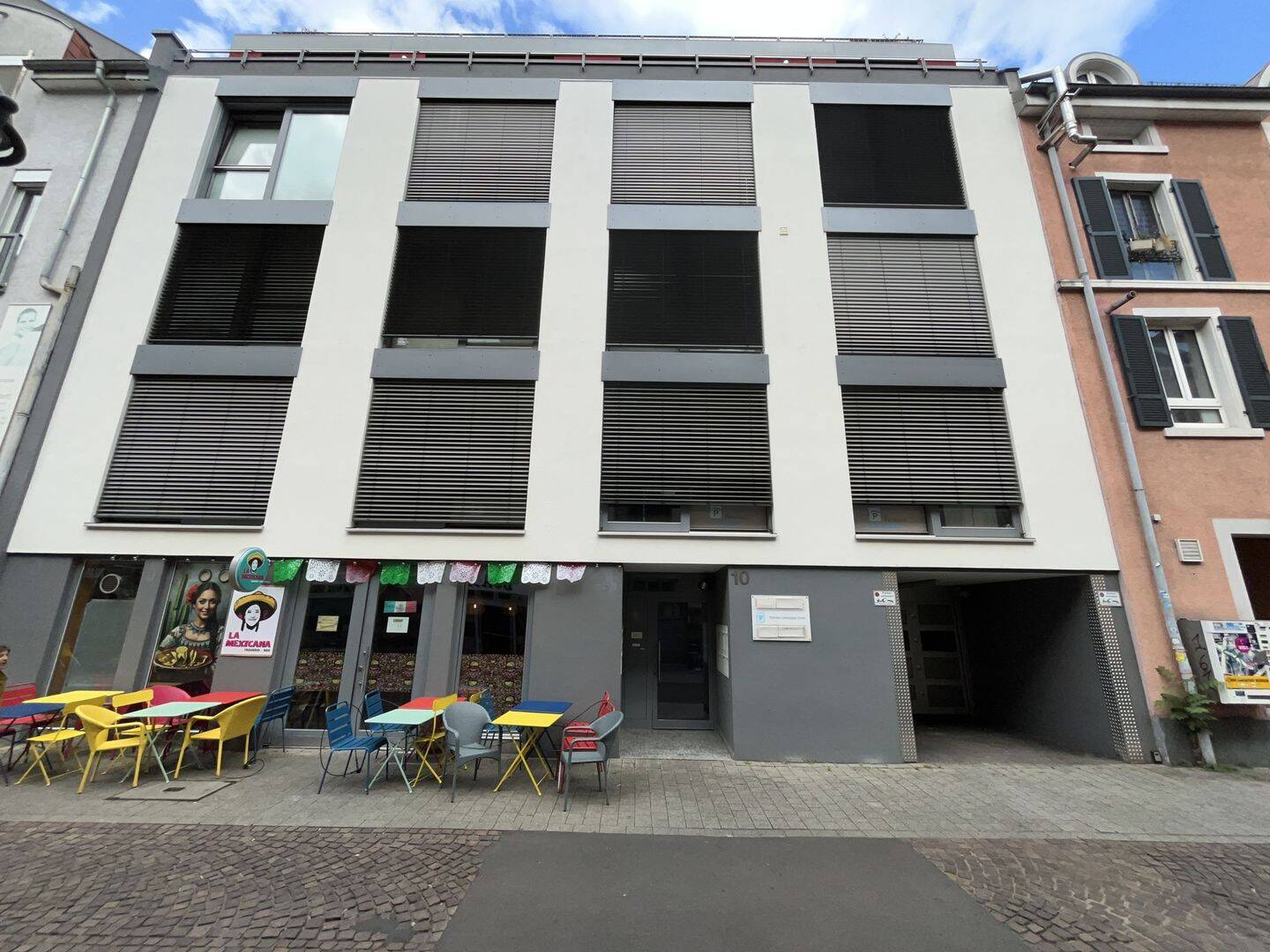 Moderne 3-Zimmer-Wohnung mit Wintergarten und Tiefgaragenstellplatz nähe Ludwigsplatz - frei ab 01.08.2026 – Karlsruhe – Vorschaubild 2