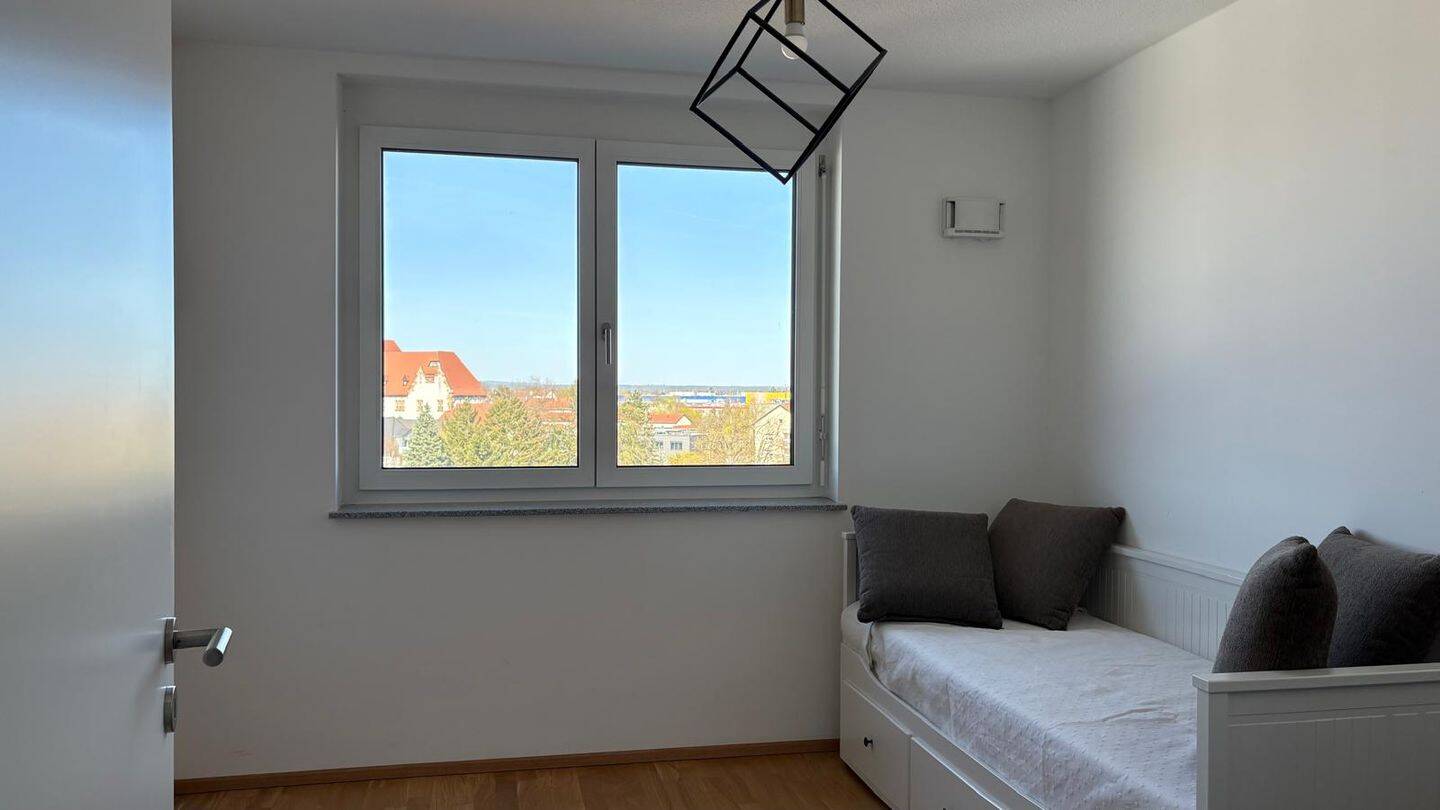 Luxuriöse Maisonette mit XL-Dachterrasse, Designküche, TG-Stellplatz und Penthouse-Flair in Fürth – Fürth – Vorschaubild 9