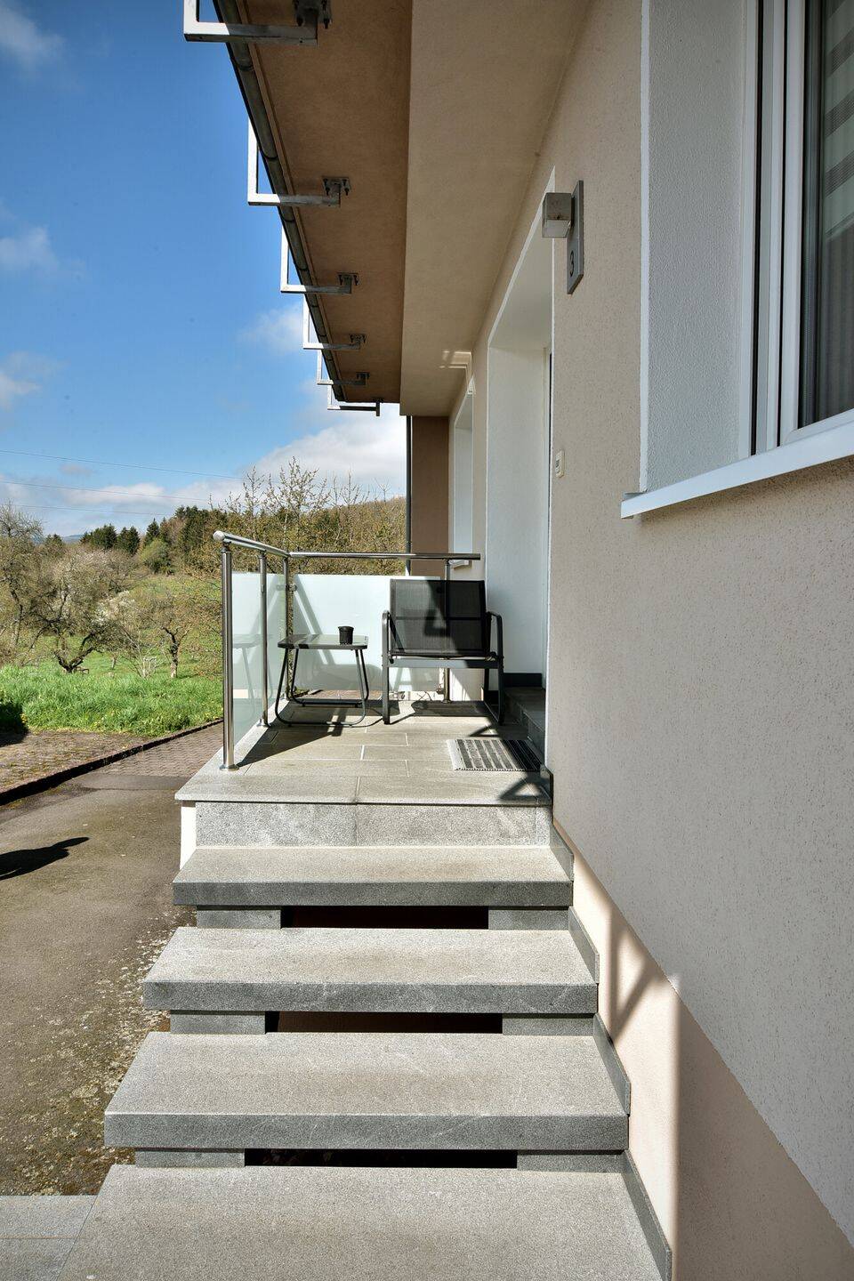 Das linke Haus von einem Doppel·haus in Mackenrodt ist zu verkaufen. - TEXT IN LEICHTER SPRACHE – Mackenrodt – Vorschaubild 4