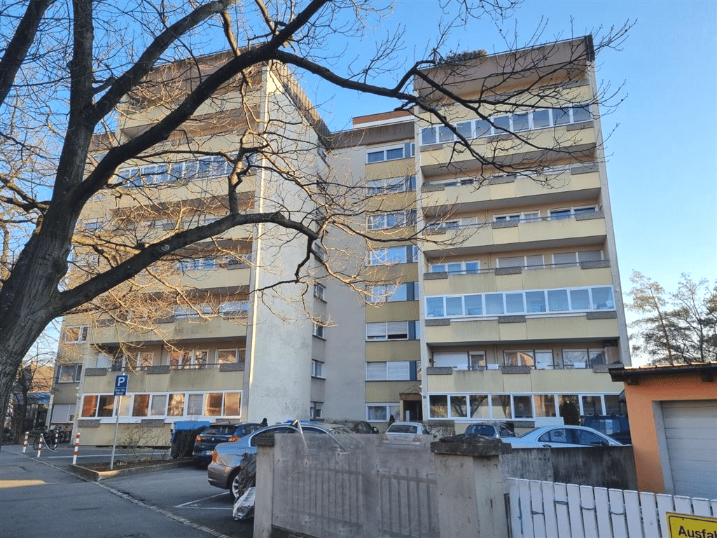 Stadtnahe Wohnung mit Garage und Aufzug. - sofortiger Bezug. – Singen (Hohentwiel) – Vorschaubild 3