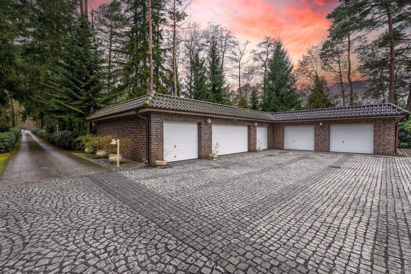 Repräsentative Villa mit Indoor-Pool auf weitläufigem Grundstück – ruhige Lage nahe Hamburg – Asendorf – Vorschaubild 6