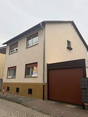 Wohnen mit Perspektive: Zweifamilienhaus mit viel Platz für Generationen – 68259 Mannheim – Vorschaubild 2