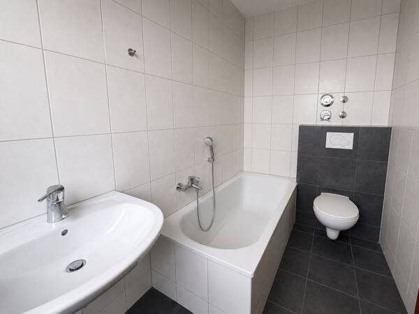 Etagenwohnung in 30659 Hannover mit 88 m² kaufen
