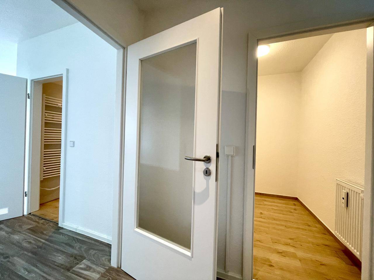 Großzügige 2,5-Raumwohnung - Balkonkraftwerk kostenfrei inklusive – Chemnitz – Vorschaubild 3