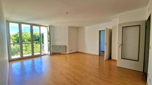 TOP-EXKLUSIVES KURZFRISTIGES ANGEBOT 2-ZIMMER-WOHNUNG IN NEUHADERN – 81375 München – Vorschaubild 2