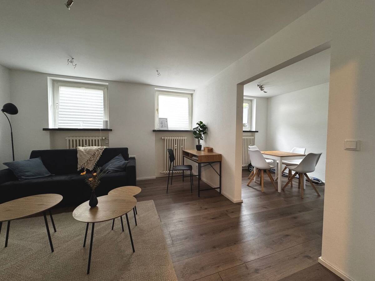 Zentrale Gewerbefläche mit Wohnungscharakter in gepflegtem Mehrfamilienhaus in Essen Rütenscheid! – 45133 Essen – Bild 1 von 6