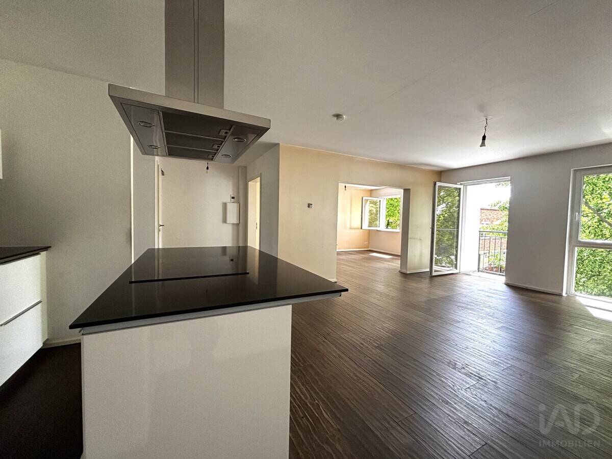 Weißensee. Draußen ist Berlin. Drinnen ist Zuhause. Helle 3-Zimmer-Wohnung mit Balkon, Baujahr 2014.