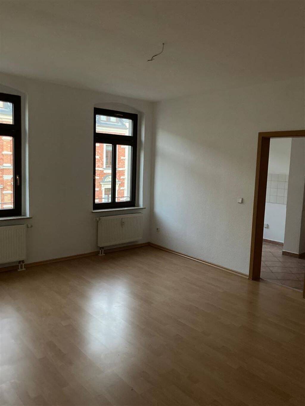 Günstige 2-Zimmer mit Wannenbad und Laminat in guter Lage! – Chemnitz – Vorschaubild 6