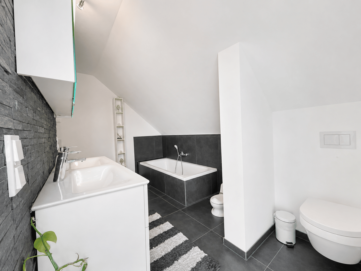 Neuwertiges Traumhaus mit tollem Panorama und optimaler Anbindung. – Friedland – Vorschaubild 5