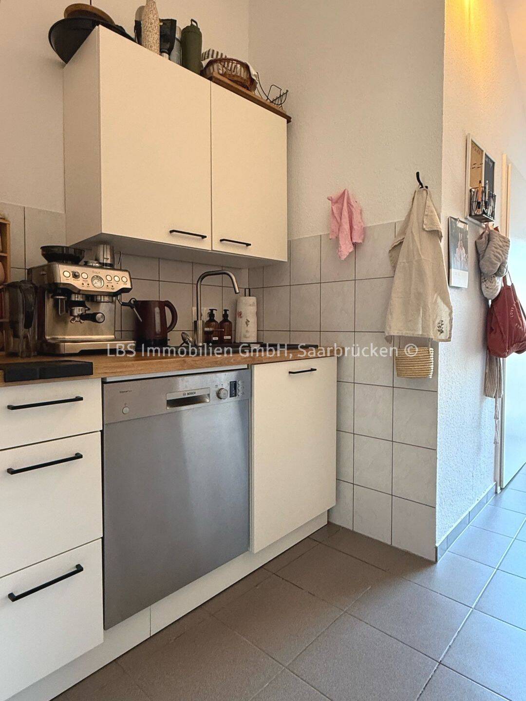 Zentrumsnahe 4 ZKB Mietwohnung mit Balkon und Altbauflair – Saarbrücken – Vorschaubild 7