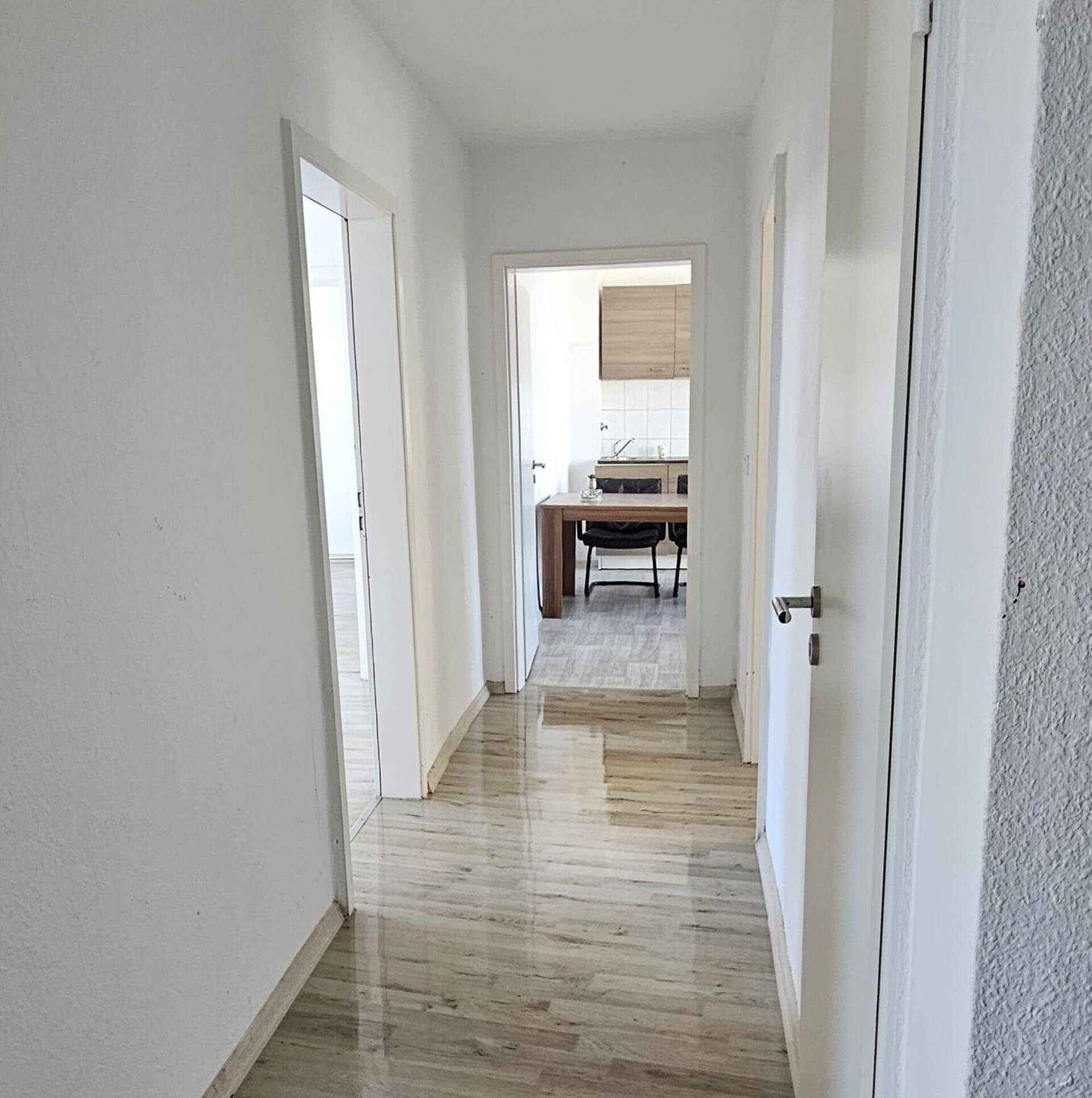 Etagenwohnung in 26382 Wilhelmshaven mit 219 m² kaufen