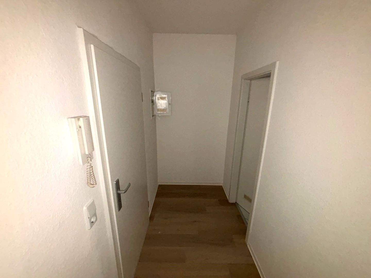 *** Schöne helle 1-Zimmer-Wohnung auf dem Chemnitzer/Kassberg *** – Chemnitz – Vorschaubild 4