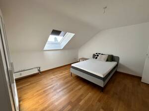 2-Zimmer Dachgeschosswohnung möbliert mit Loggia in Eibelstadt – 97246 Eibelstadt – Vorschaubild 4
