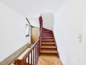 Charmante Dachgeschosswohnung in bester Altstadtlage in Regensburg zum Kauf! – 93047 Regensburg – Vorschaubild 7