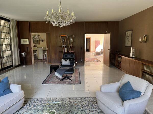 Villa in 50996 Köln mit 400 m² kaufen