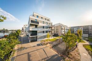 Helle 2-Zimmer-Wohnung mit Balkon und Wasserblick - barrierefreie Objektgestaltung - provisionsfrei