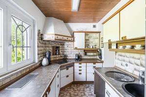 AIGNER - Kaffeemühlenhaus mit traumhaftem Garten und außergewöhnlichem Entwicklungspotenzial – 80689 München – Vorschaubild 5