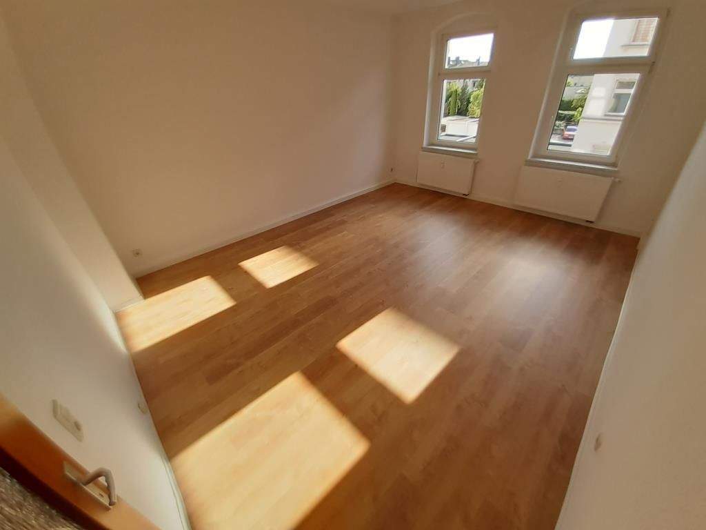 Wohnen ohne Aua fürs Konto. Mietpreis gesenkt. – Chemnitz – Vorschaubild 3