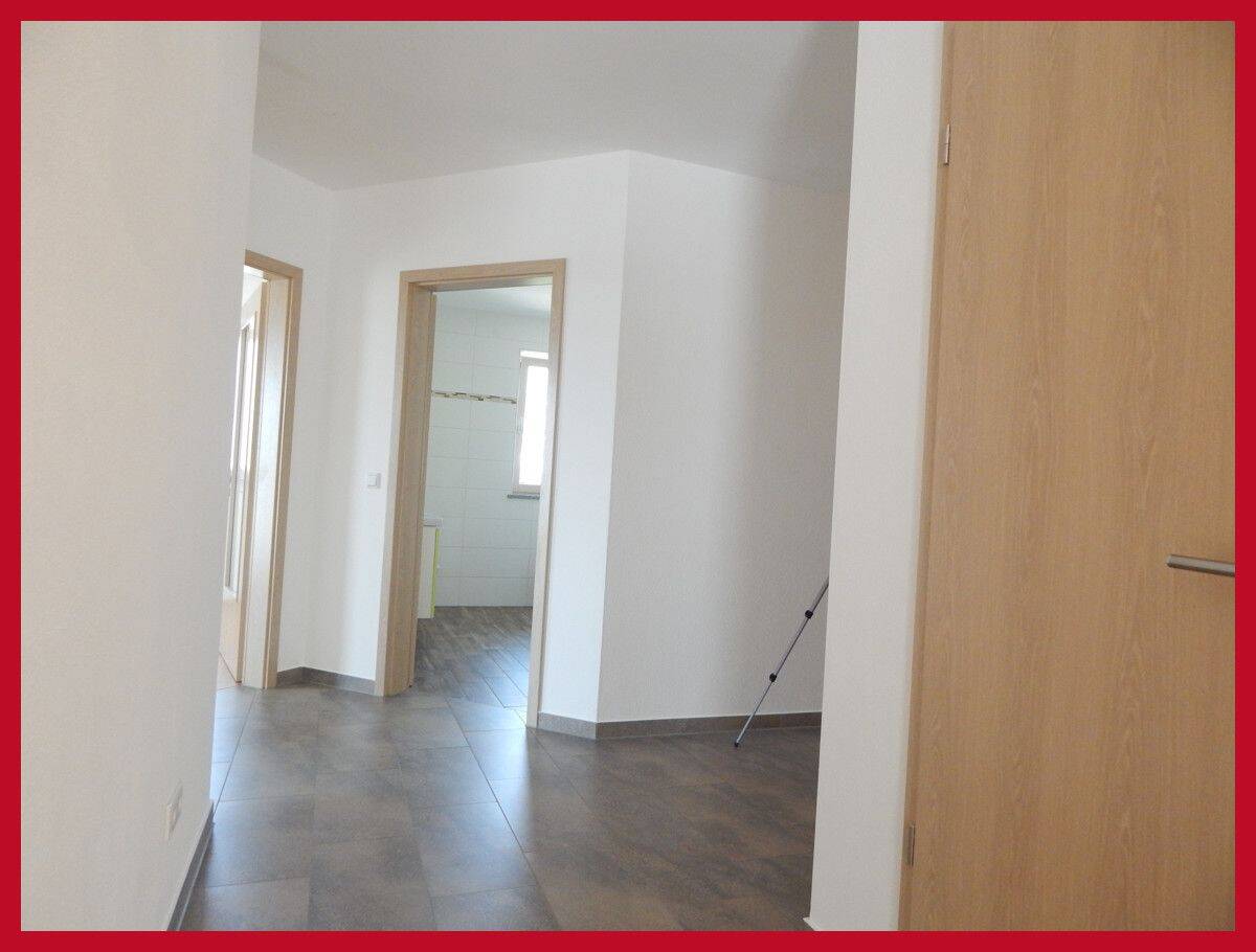 Anpruchsvolles Wohnen in bester Lage - 4 Zimmer Penthouse Wohnung in Freilassing - frei ab 01.10.26 – Freilassing – Vorschaubild 5