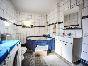Zwei Wohneinheiten, ein besonderes Zuhause - ca. 160 m² mit großer Terrasse – 90768 Fürth – Vorschaubild 8