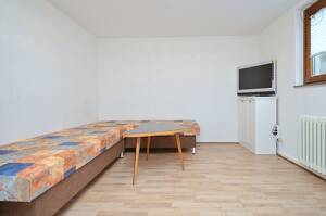 Möbliertes Zimmer mit Internet in Mainz-Kastel – 55252 Wiesbaden – Vorschaubild 2