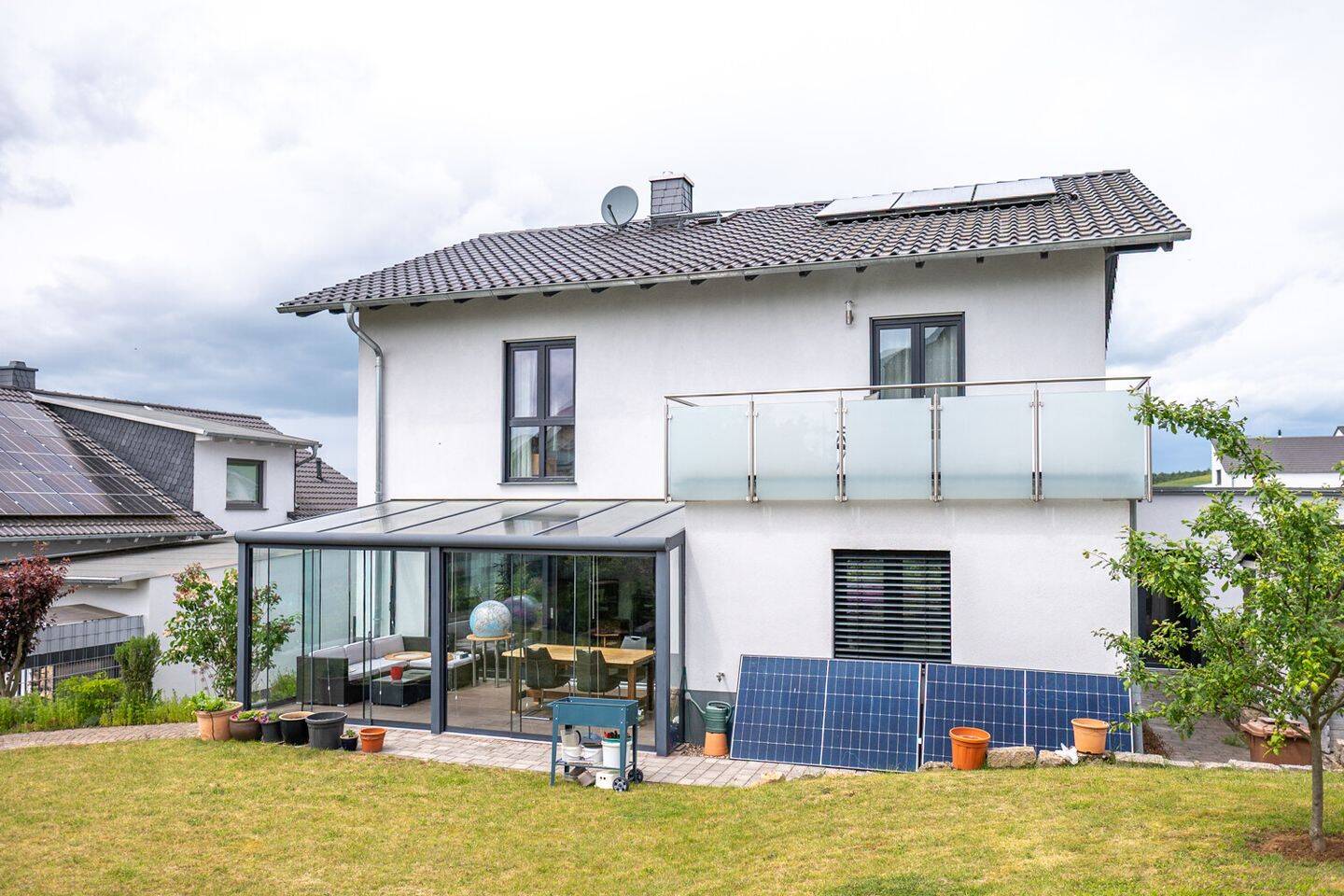 Modernes Einfamilienhaus mit Einliegerwohnung in Bestlage von Bad Camberg – Bad Camberg – Vorschaubild 7