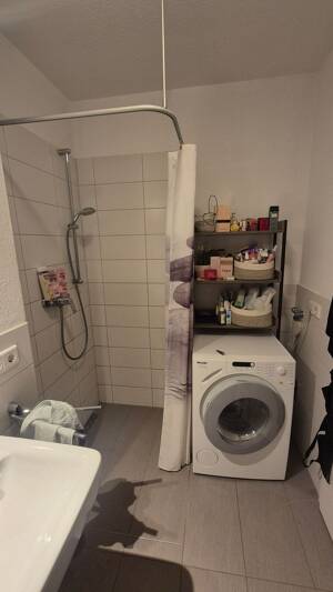 WG-Zimmer mit eigenem Bad in moderner 2er-WG im Nürnberger Nibelungenviertel – 90461 Nürnberg – Vorschaubild 4