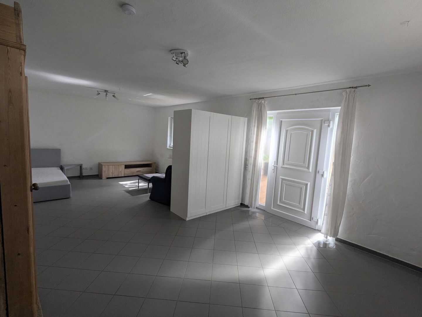 Ruhige möblierte Einliegerwohnung in Vallendar – Vallendar – Vorschaubild 4