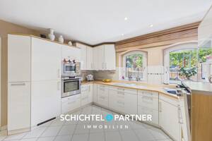 Mitte | Bezugsfreie Stadtvilla mit 3-WE als Familienhaus oder Anlage – 27568 Bremerhaven – Vorschaubild 6
