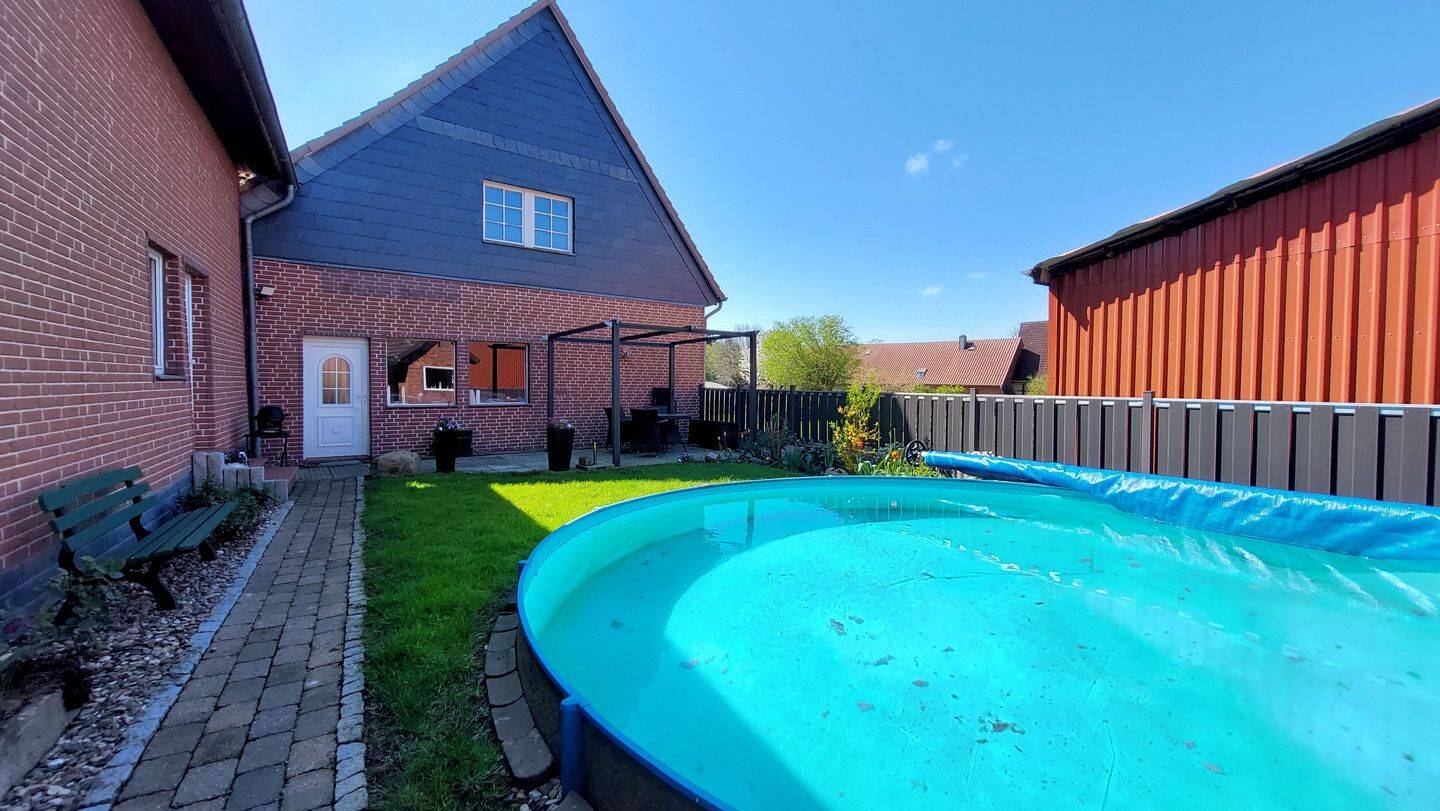 Charmantes Mehrfamilienhaus mit großzügigem Eigentümerbereich! – Messenkamp – Vorschaubild 9