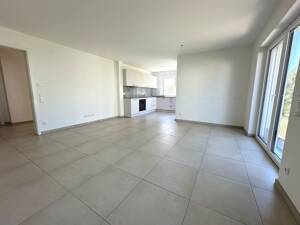 Exklusive 3-Zimmer-Wohnung mit sonnigem Garten - Topzustand und sofort bezugsfrei – 85567 Grafing – Vorschaubild 6