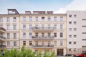 Urbanes Wohnen in zentraler Lage: Helle 2-Zimmer-Wohnung mit zwei Balkonen – 10555 Berlin – Vorschaubild 9