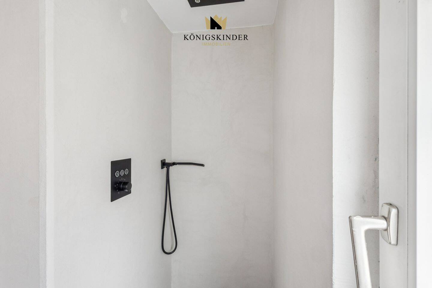** Altbau neu gedacht - Kernsanierte 2-Zimmer-Wohnung zum Wohlfühlen ** – Stuttgart – Vorschaubild 5