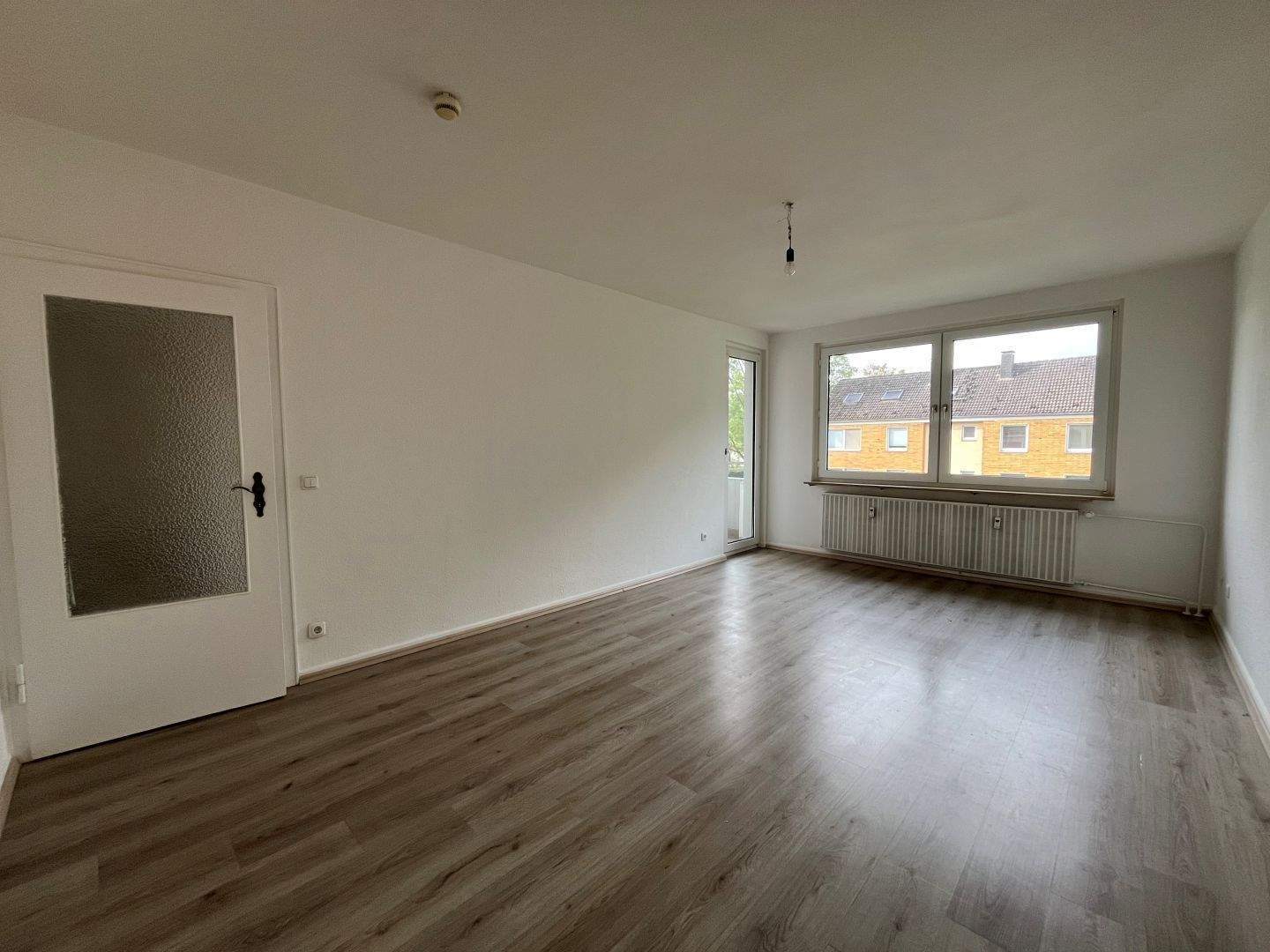 3-Zimmer-Hochparterrewohnung in Duisburg-Vierlinden – Duisburg – Bild 1 von 8