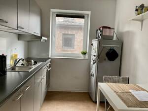 WG-Zimmer für Schüler, Studenten, Auszubildende! Gemischte WG, toller Balkon, nette Mitbewohner! – 26129 Oldenburg – Vorschaubild 2