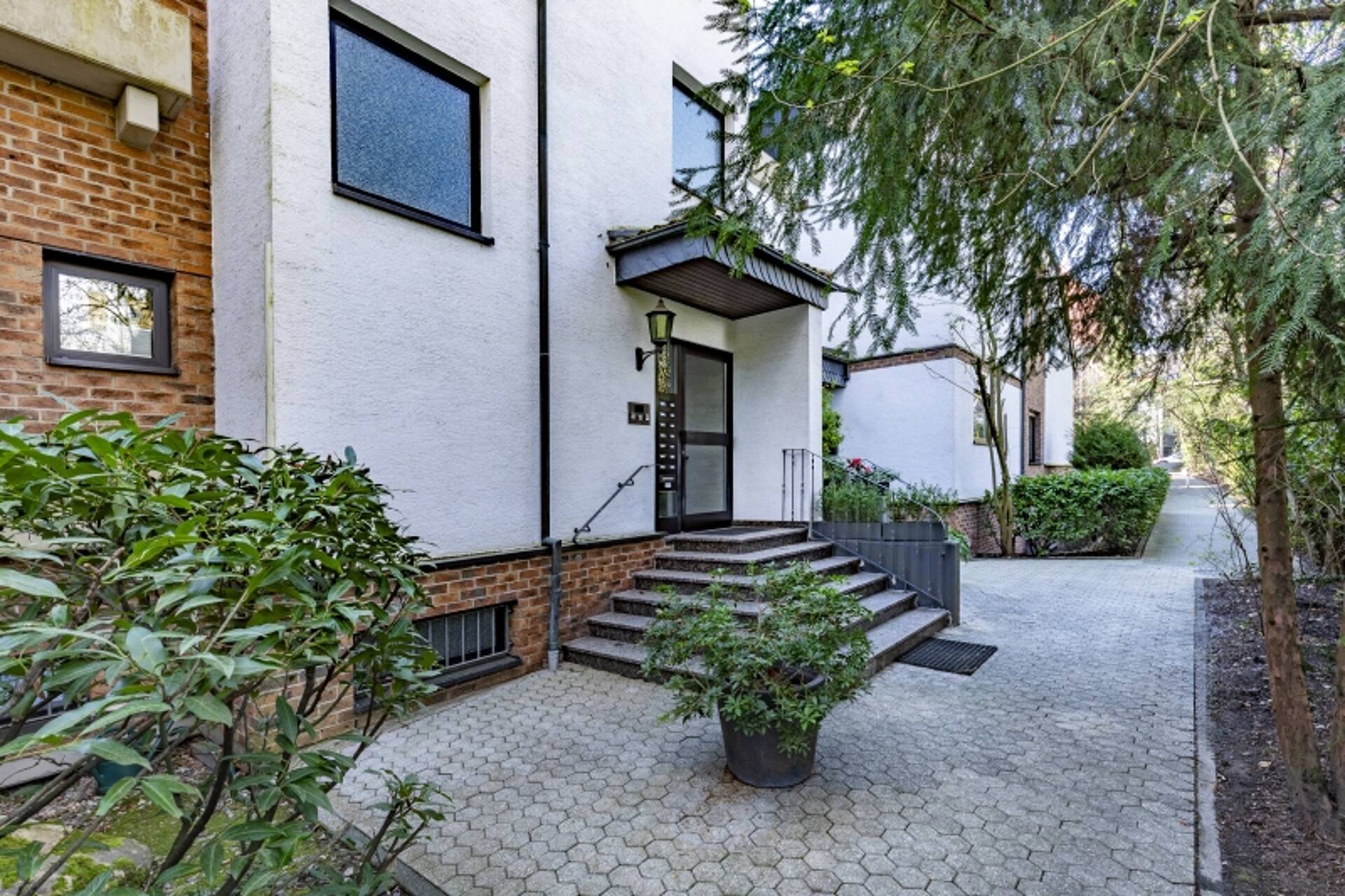 Terrassenwohnung in 50968 Köln mit 105 m² kaufen